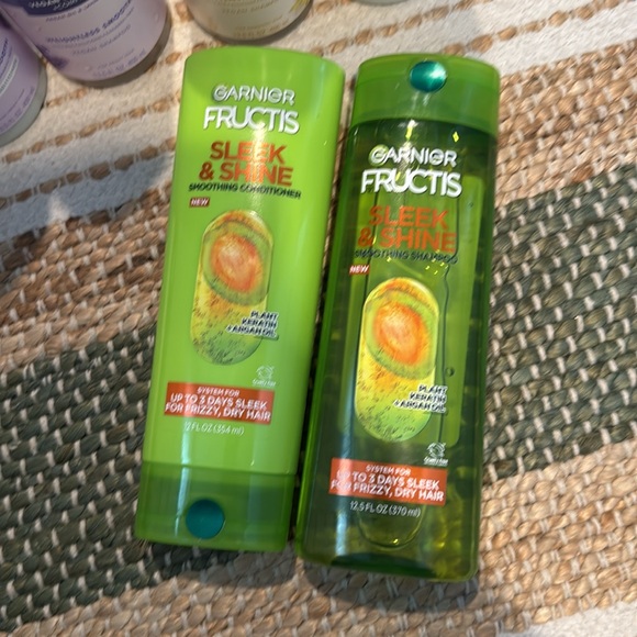 Shampoo And Conditioner - Picture 4 of 4